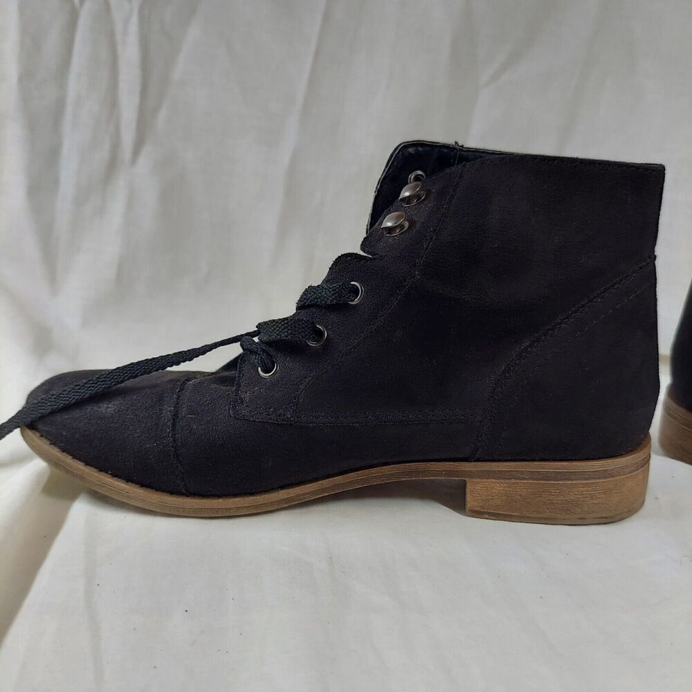 Brash Womens Size 9 Lace Up Short Ankle Black Boot Low Heel Suede Like Fabric - Picture 11 of 11